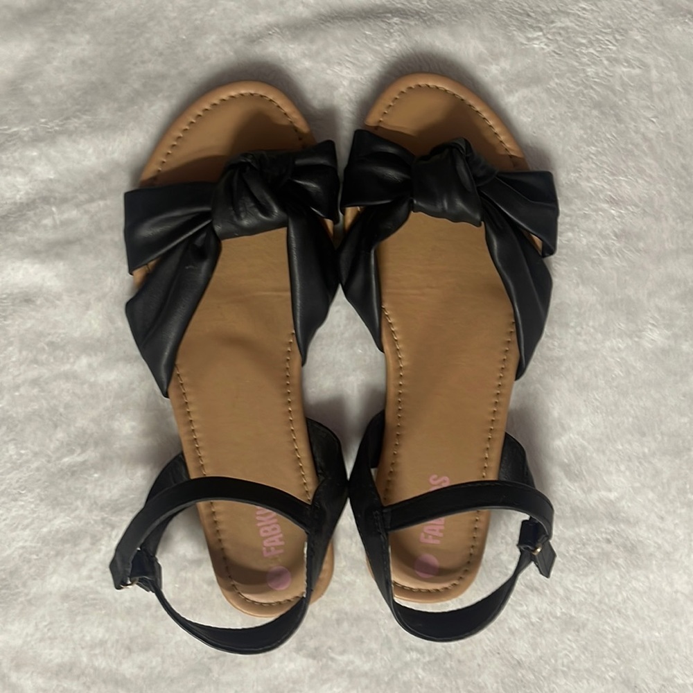 Black sandals